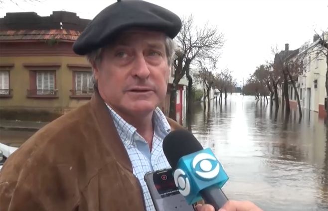 Besozzi-Mercedes-inundación.jpg