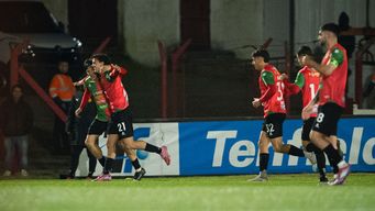 boston river le gano 2 a 1 a penarol con goles de guillermo lopez y agustin albarracin