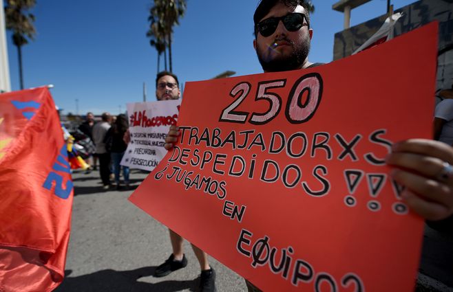 manifestacion-trabajadores-pedidos-ya-foco-uy.jpg