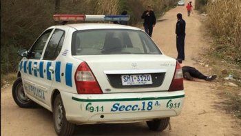 Ataron con precintos y asesinaron de varios balazos a un hombre en Manga