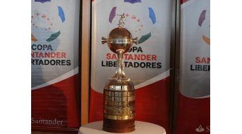 Corinthians y Boca repiten titulares en final de Libertadores