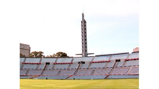 Peligra la fecha: paran los funcionarios de recaudación de la AUF