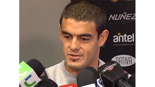 Aguiar dijo que controlará su temperamento en el clásico