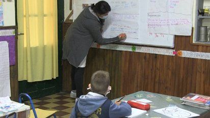 las clases comenzaron en 344 escuelas rurales y asistieron unos 1.000 alumnos