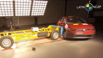 jovenes colorados presentan proyecto para etiquetado de vehiculos con calificacion de seguridad