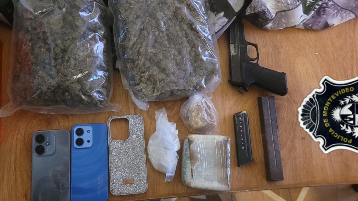 Allanaron casas en La Blanqueada por disparos: Policía incautó armas y drogas