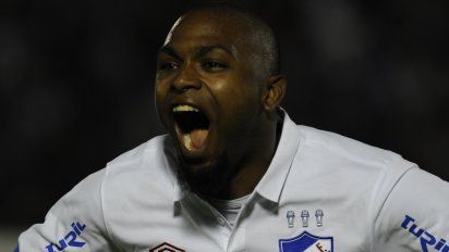 Morro García celebra un gol ante Fluminense en 2011