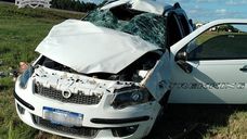 Cuatro personas lesionadas, entre ellas dos niñas con heridas de entidad, tras un accidente en Lavalleja Cuatro personas lesionadas, entre ellas dos niñas con heridas de entidad, tras un accidente en Lavalleja