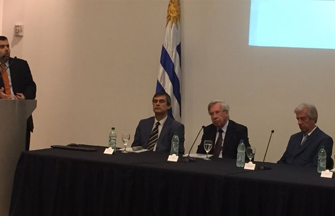 Plana mayor del equipo económico en el encuentro de Torre Ejecutiva. 