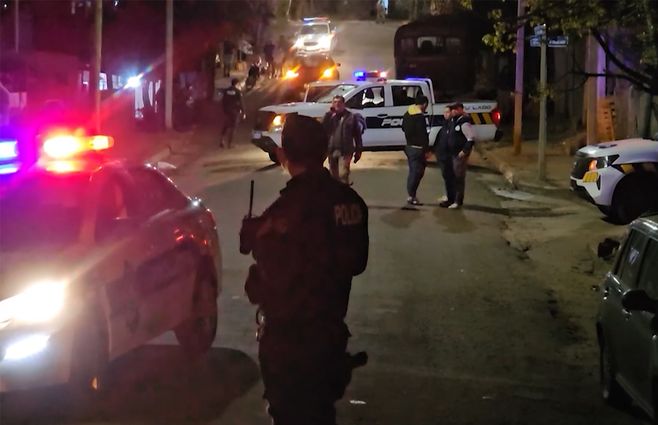 policia-salto-imputado-pelea-bar.jpg