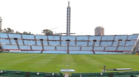 Uruguay vs Brasil en el Centenario: la prueba de fuego para la Celeste de  Marcelo Bielsa