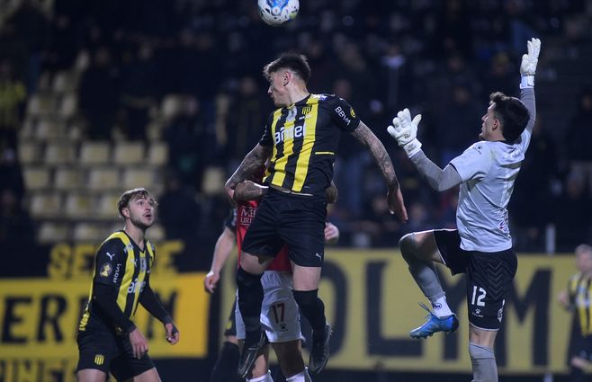 peñarol rentista tanda 4 dante fernandez foco uy (3).jpeg