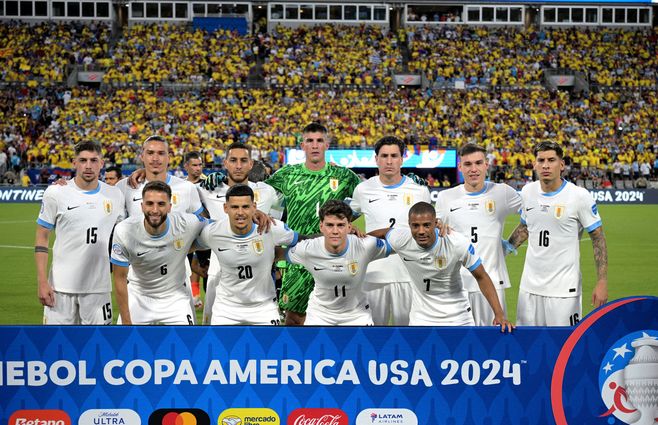 Uruguay en la Copa América. Varios jugadores de ese plantel sancionados por la Conmebol. Foto: AFP.
