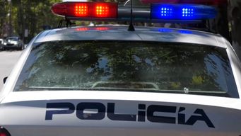 una mujer en estado delicado tras ser apunalada por otra en la via publica en maldonado