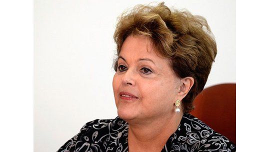 Brasil: Rousseff da por hecho que irá a segunda vuelta