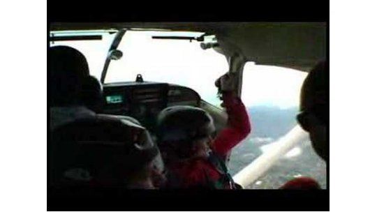 Hombre cayó desde un avión: no se abrió su paracaídas