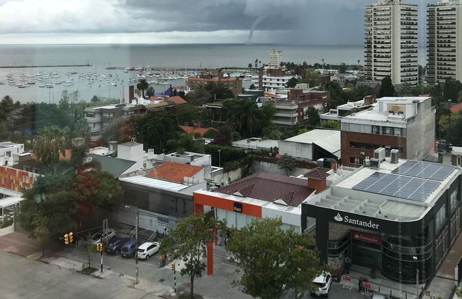 WhatsApp Image 2018-04-06 at 10.45.50.jpeg