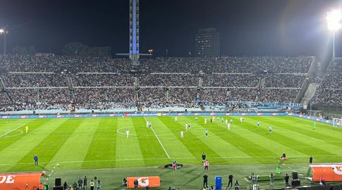 Comenzó la venta de entradas para el partido de Uruguay ante Colombia en el Centenario Comenzó la venta de entradas para el partido de Uruguay ante Colombia en el Centenario