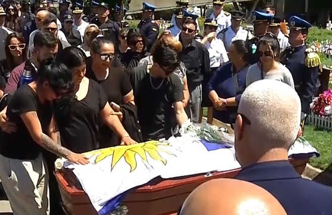 sepelio-césar-ferreira-policía-asesinado-cerro