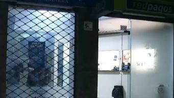 dos delincuentes rapinaron local de cobranzas, amenazaron a la empleada y se llevaron $ 400.000