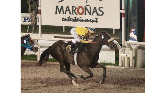 Viernes en Las Piedras y sábado en Maroñas; la actividad hípica