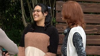 aurora adopto a regina cuando tenia 14 dias de nacida y llevan 20 anos juntas: su historia y mirada