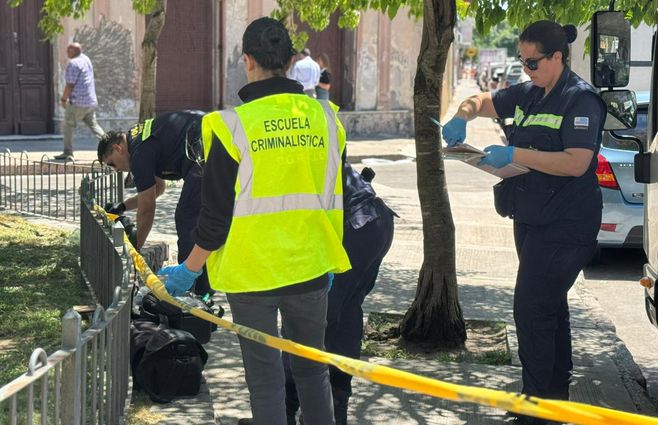 Foto: Emiliano Gutiérrez, Subrayado. Policía Científica trabaja en la escena.