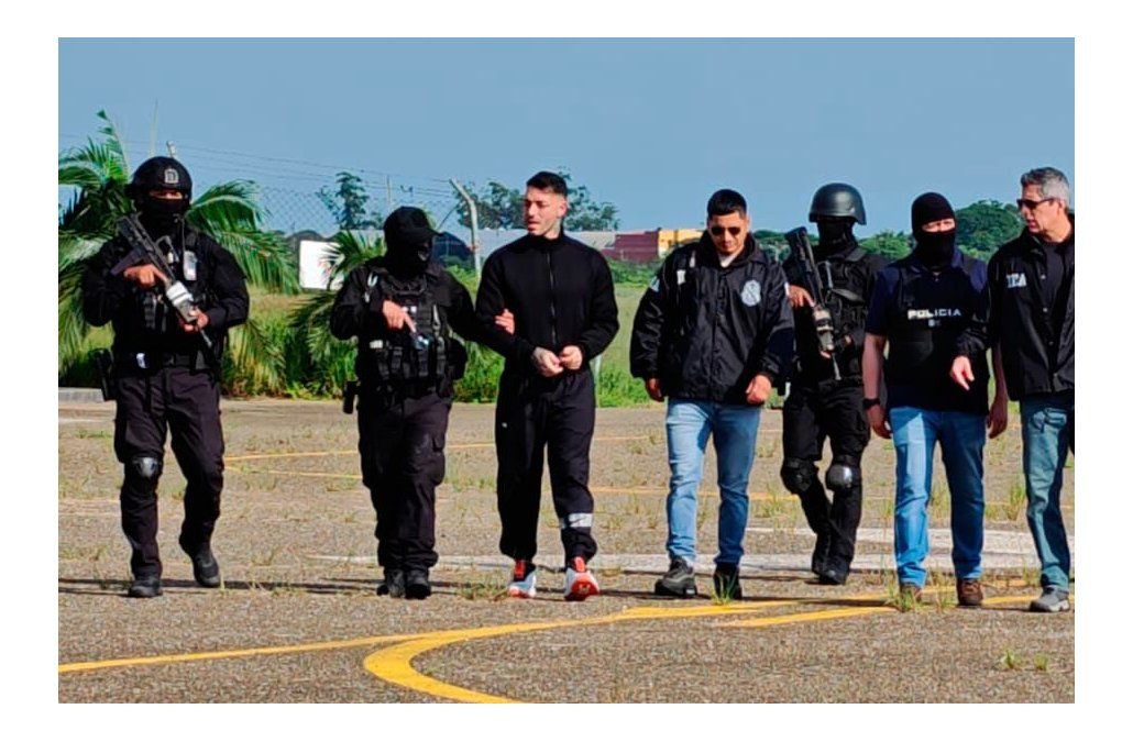 Marset está siendo extraditado en avión a Estados Unidos, de donde partió la orden de captura