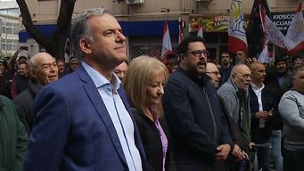 yamandu orsi participo del acto por el dia de los trabajadores y publico saludo en redes