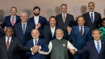 yamandu orsi fue invitado al g-20 y la india confirmo que abrira una embajada en uruguay