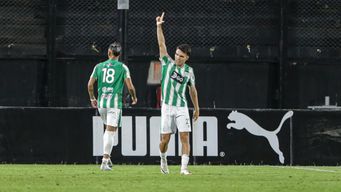 racing le empato el partido a penarol en el campeon del siglo y liverpool se consagro campeon del clausura