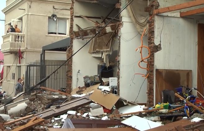 TORNADO-DOLORES