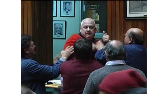 Ediles de Maldonado se tomaron a golpes de puño en la Junta