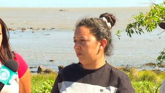 esposa del pescador desaparecido en el rio de la plata pide que no se detenga la busqueda