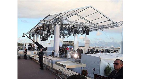 Disparos en el Festival de Cannes durante la emisión en directo