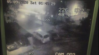 Imagen de televigilancia muestra el momento de ataque en plena madrugada del 9 de mayo