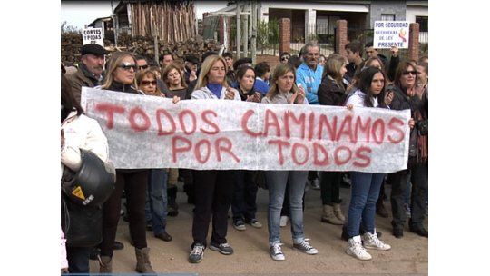 Vecinos de El Pinar marcharon por seguridad y libertad