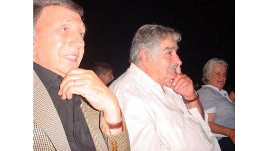 Mujica recorre el Chaco junto a Landriscina en visita no oficial