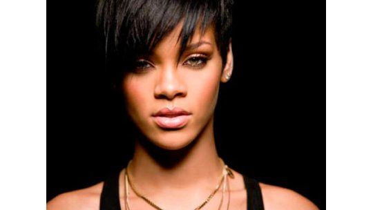 Rihanna buscará la próxima sensación de la moda en programa de TV