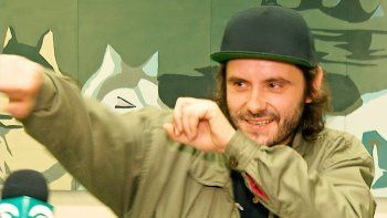 Subrayado | HABLAN POR LA ESPALDA