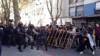 fijan audiencia para imputar al presidente del sindicato de ose por la bomba de humo