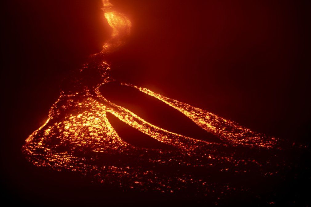 Flujos de lava del volcán Pacaya de Guatemala, visto desde el Cerro Chino en San Vicente Pacaya