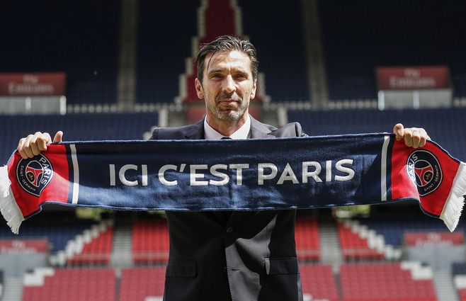 Buffon-en-el-PSG-AFP.jpg