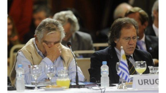 Oposición y oficialismo se enfrentan por política exterior