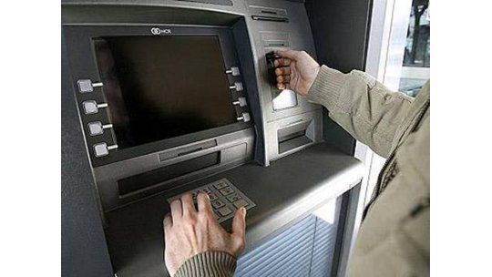 Secuestro exprés a la salida de cajero automático de La Aguada