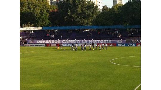 Ganó y respira: Defensor Sporting 2 - Deportivo Quito 0