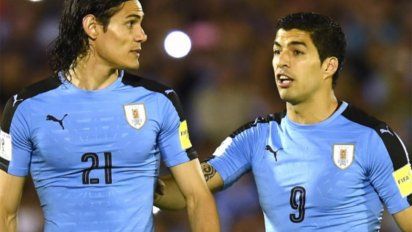 Suárez y Cavani: los salteños valen -ellos solos- diez veces más que todo el plantel de Panamá