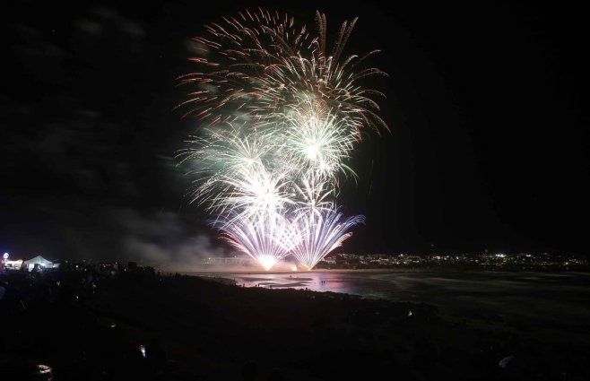 Foto: IDM. Gala de luces en La Barra este viernes.