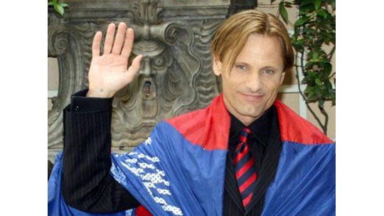 El actor Viggo Mortensen casi va preso por un gol de San Lorenzo