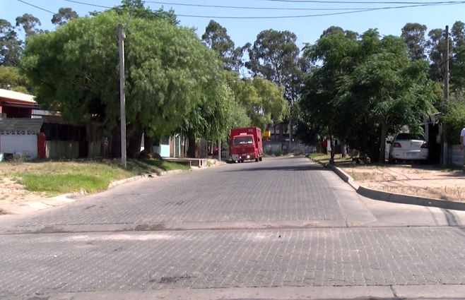 Calles 28 de Febrero e Italia en La Paz, Canelones, donde ocurrió el homicidio.